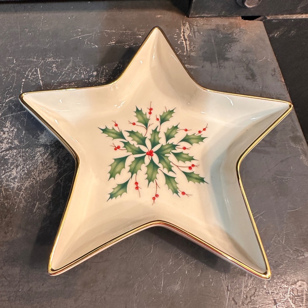 Lenox Holiday Star Bowl Dimension Collection Ivory Gold Holly Berry China 7in